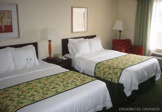 Garner Hotel Macon West By Ihg מראה חיצוני תמונה